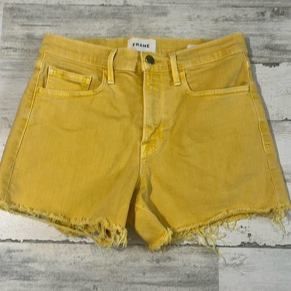 Frame Yellow Le Brigette Shorts Size 26 - Picture 1 of 9